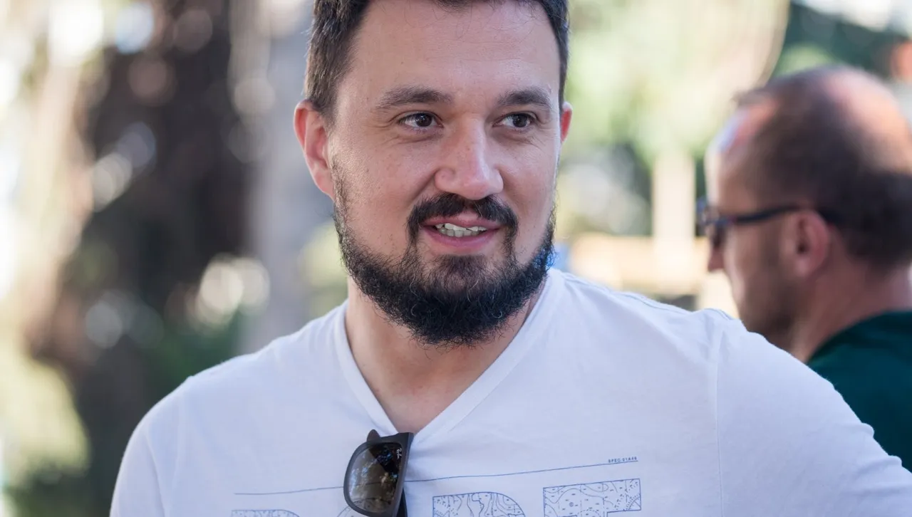 „Институциите, глупако!“ – те ще спечелят новата Студена война