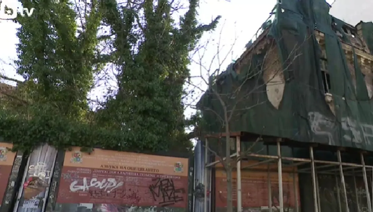 Край на сагата с къщата на Иван Гешев: Общината спря от продан имота на дипломата