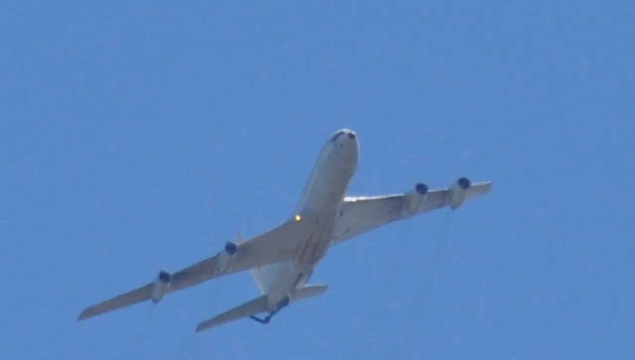 Самолет кацна аварийно в Букурещ заради задимяване - някои пътници са с интоксикация