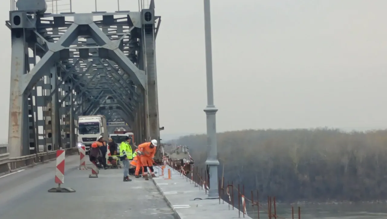 Строителните работи в затворения в момента 320 метров участък на