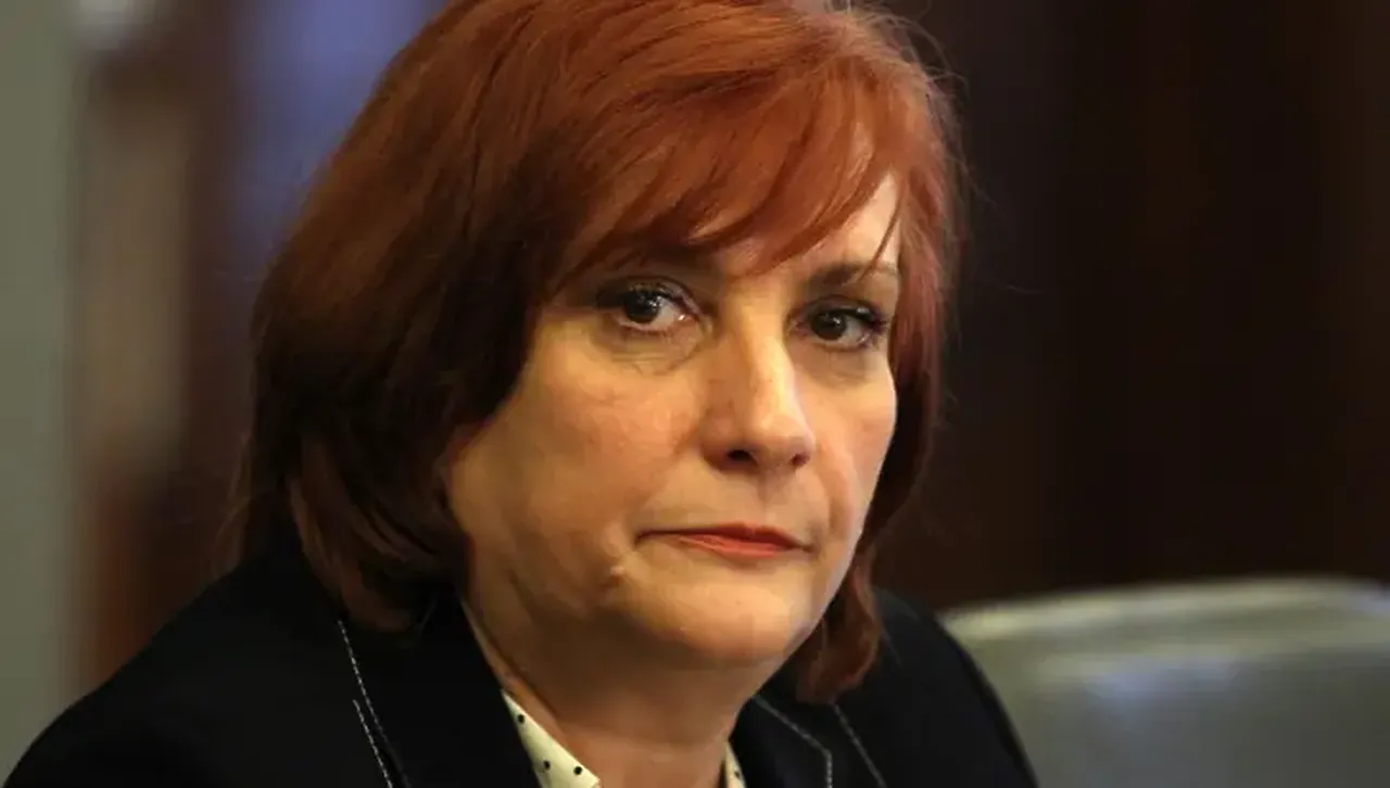 По думите на Искра Михайлова формацията ще се яви самостоятелно