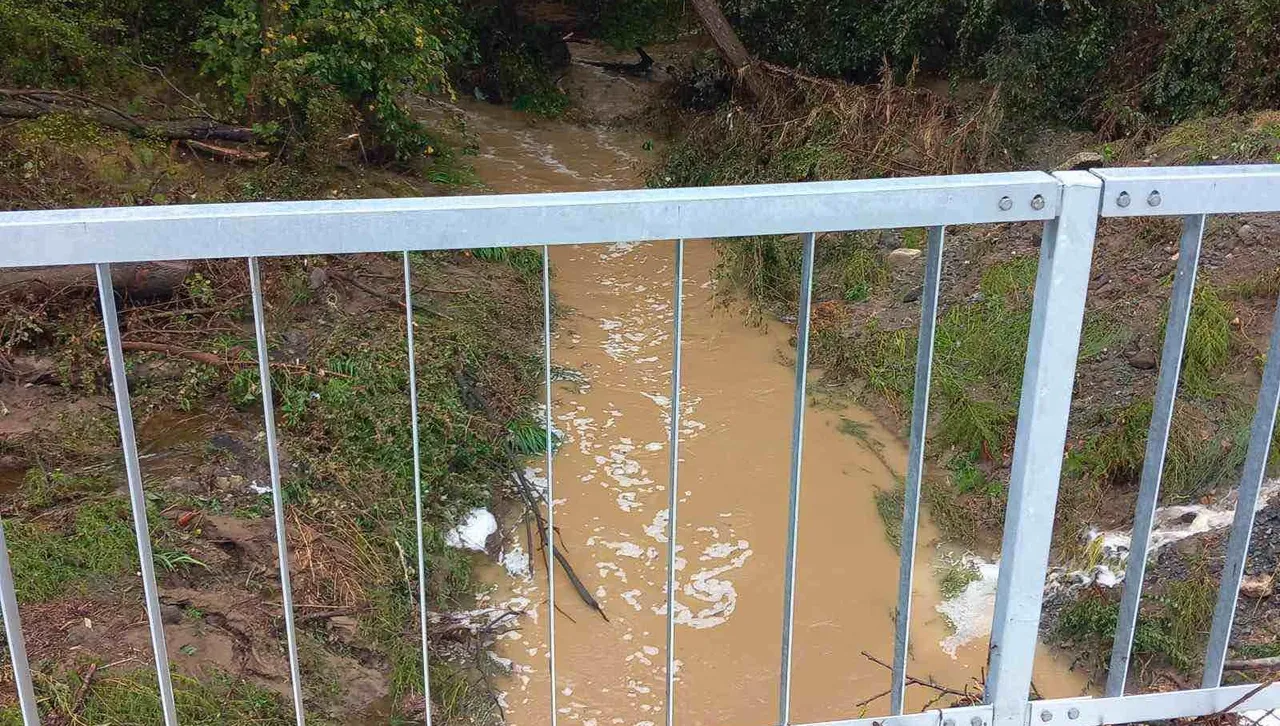 Пороят в Царево отнесе сейф, пълен със злато и пари