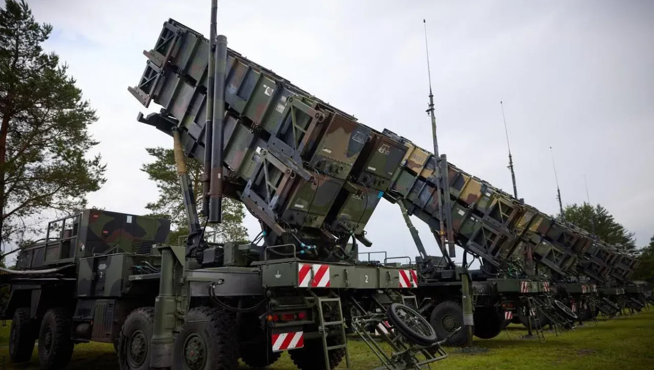 Иран заплаши с удари по пратките с военна помощ за Израел