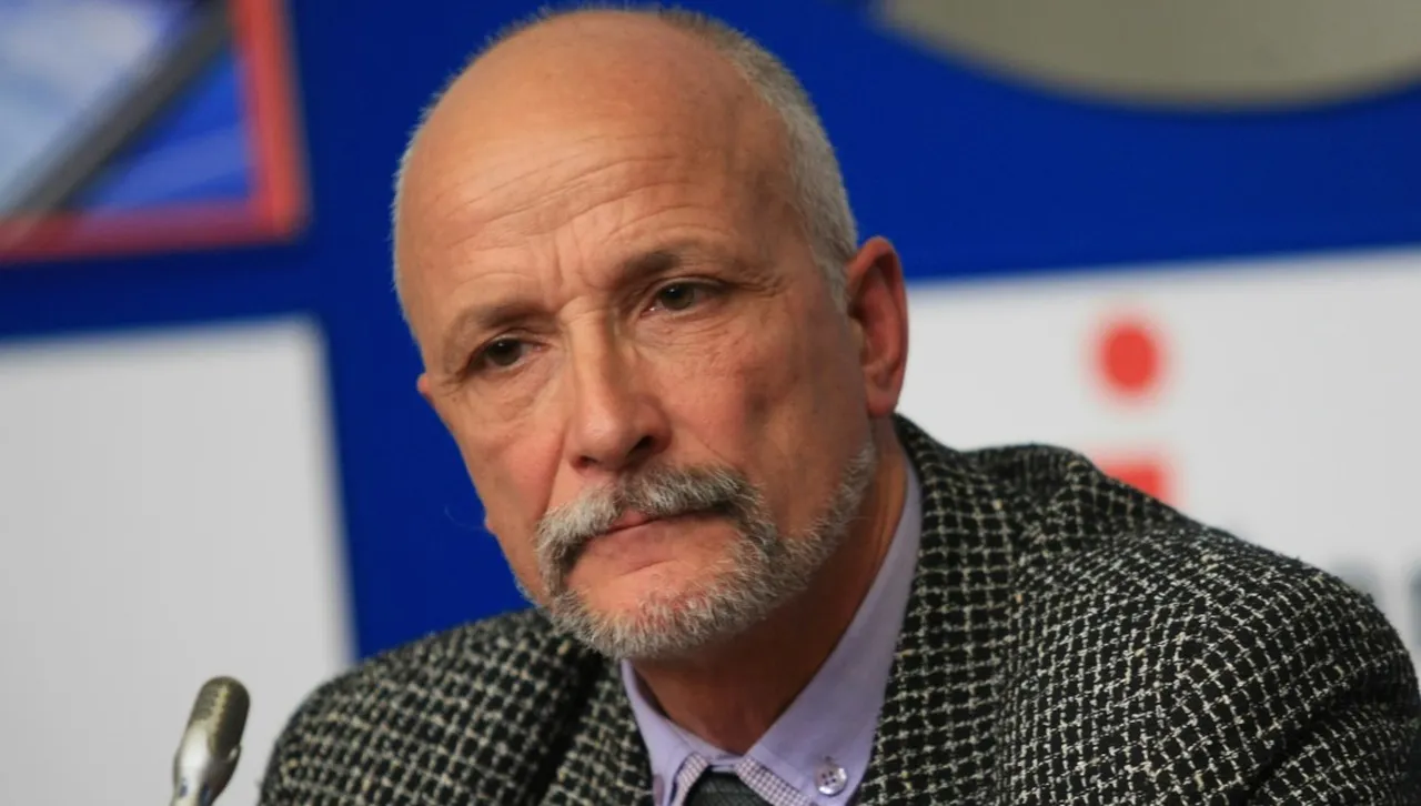 Даниил  да беше накарал сръбските духовници първо да си измият ръцете от кръвта, а след това да се моли с тях