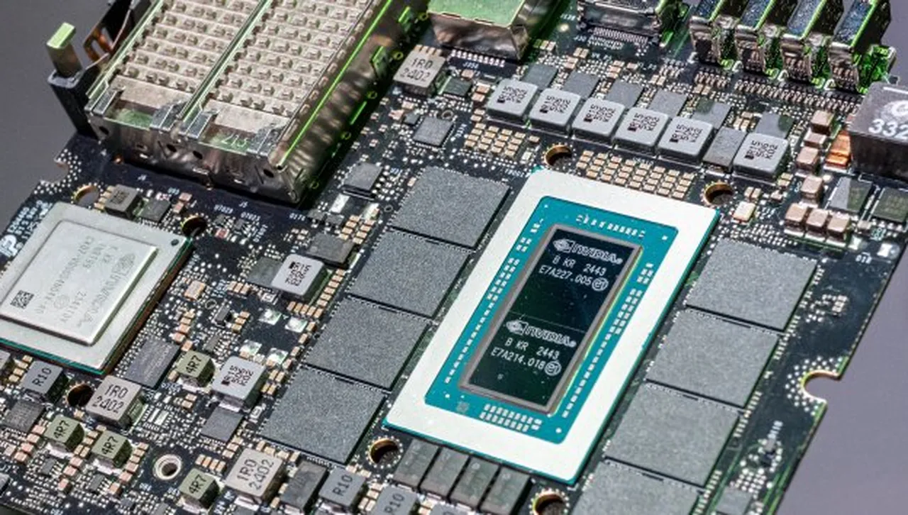 Тревожно за американските фирми: Nvidia и AMD плащат на САЩ 15% от продажбите на AI чипове в Китай