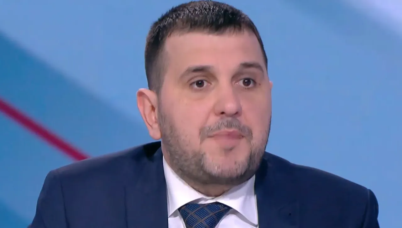 Йордан Иванов: Позициите на Румен Радев са опасни за България