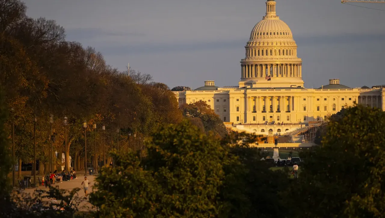 В публикация в социалната мрежа X Сузи Уайлс пише че