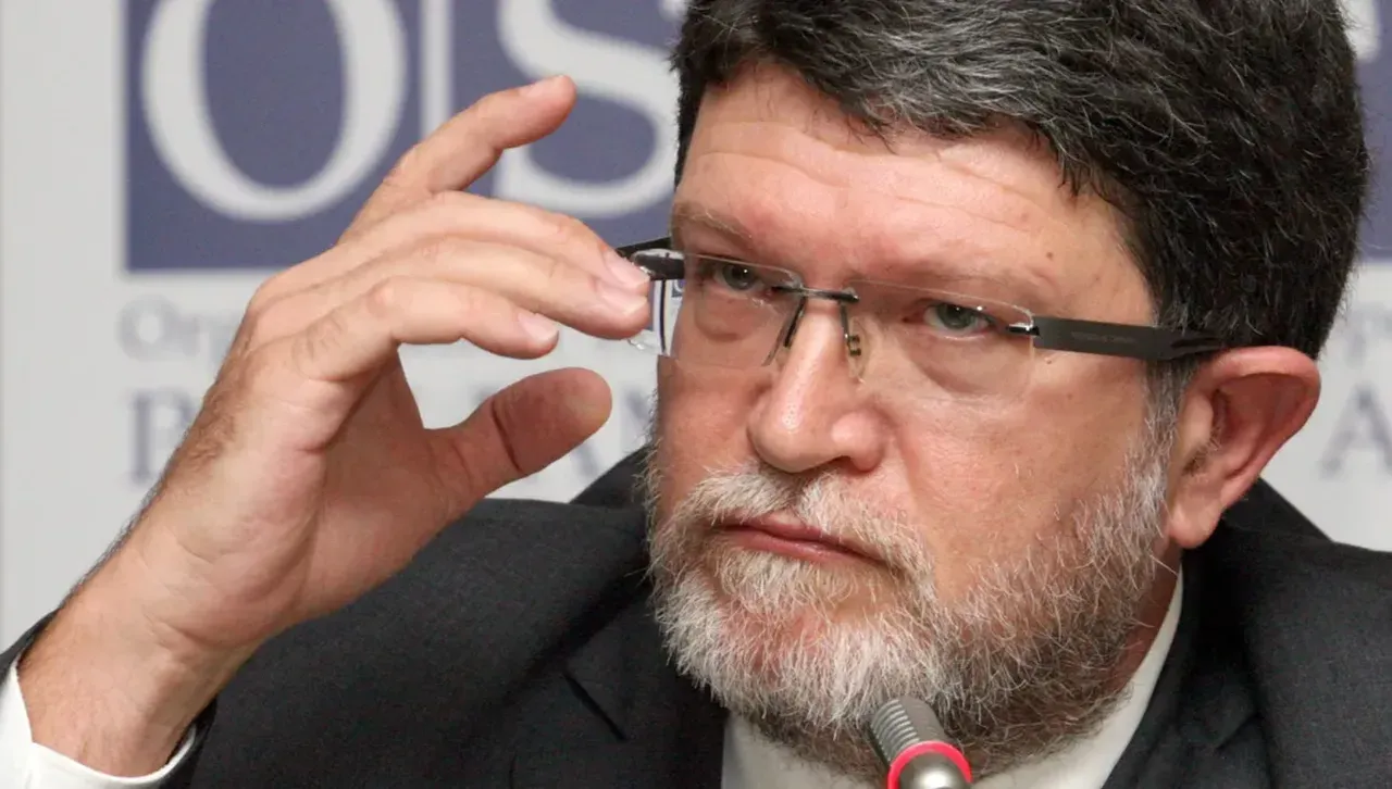 Пицула: Сърбия да освободи гладуващата професорка и другите затворници!