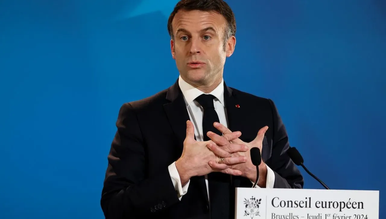 Макрон: Разговорът с Путин бе важен за Франция