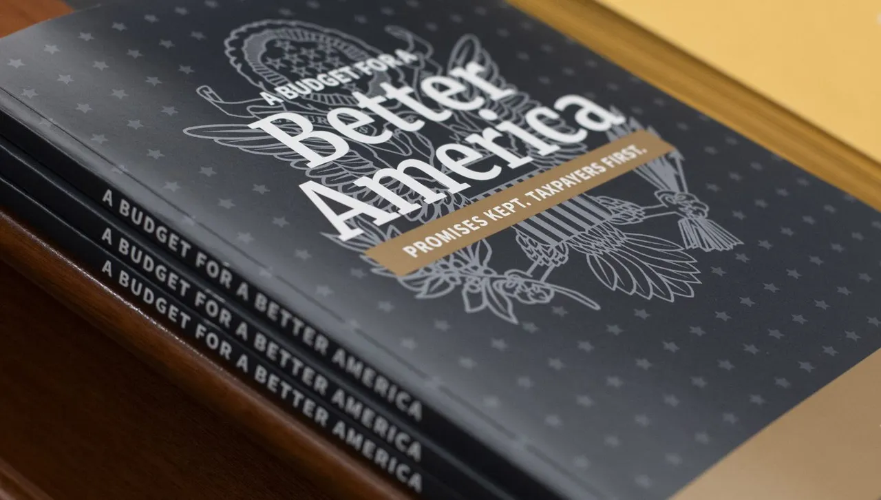 Wall Street Journal: Рекорден брой американци напускат САЩ