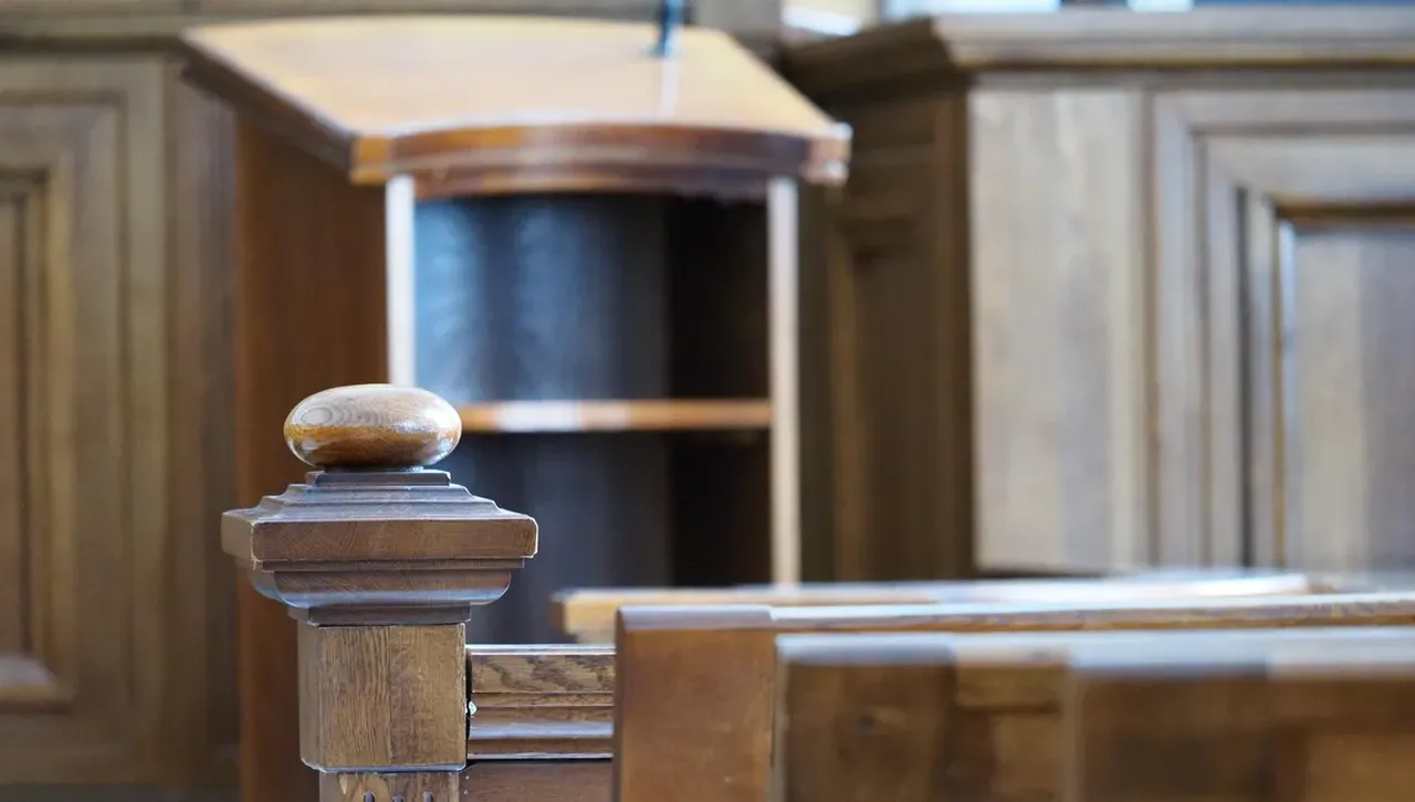 Повдигнаха обвинения на двойката от Перник за клиповете с убийство на животни