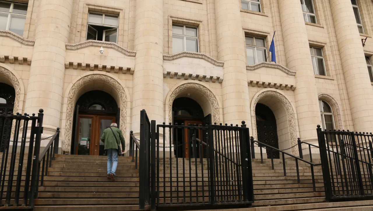 Делото срещу адвокат Петър Илиев - за плагиатство от дисертация на Наталия Киселова, започна отначало