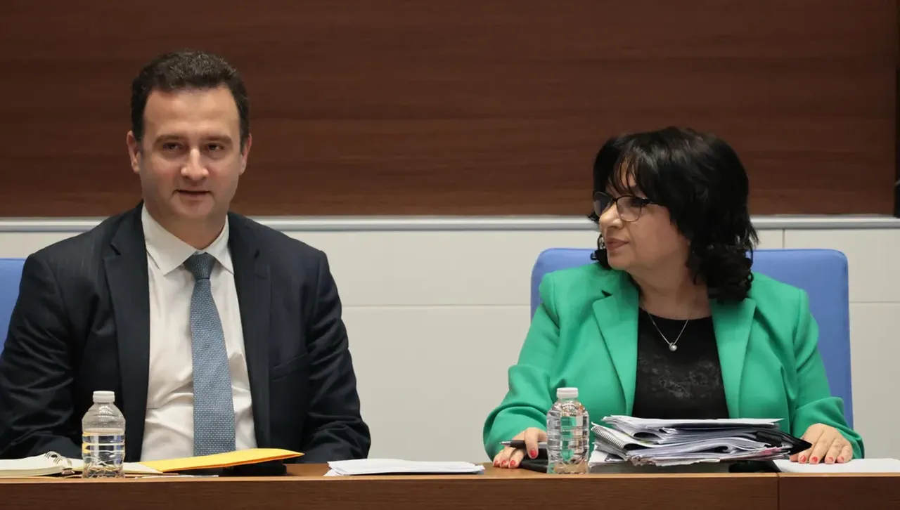 Приеха първия ни бюджет в евро - за 2026 година