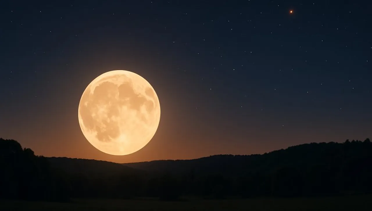 Лятна астрономия: „Ягодовата луна“ и най-ниското пълнолуние на годината