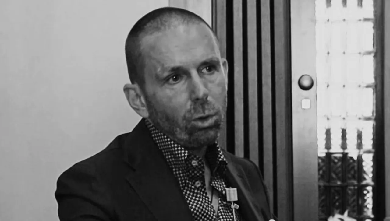 Двете лица на Нотариуса: „педантичен брат“ или архитект на "съдебен ад"