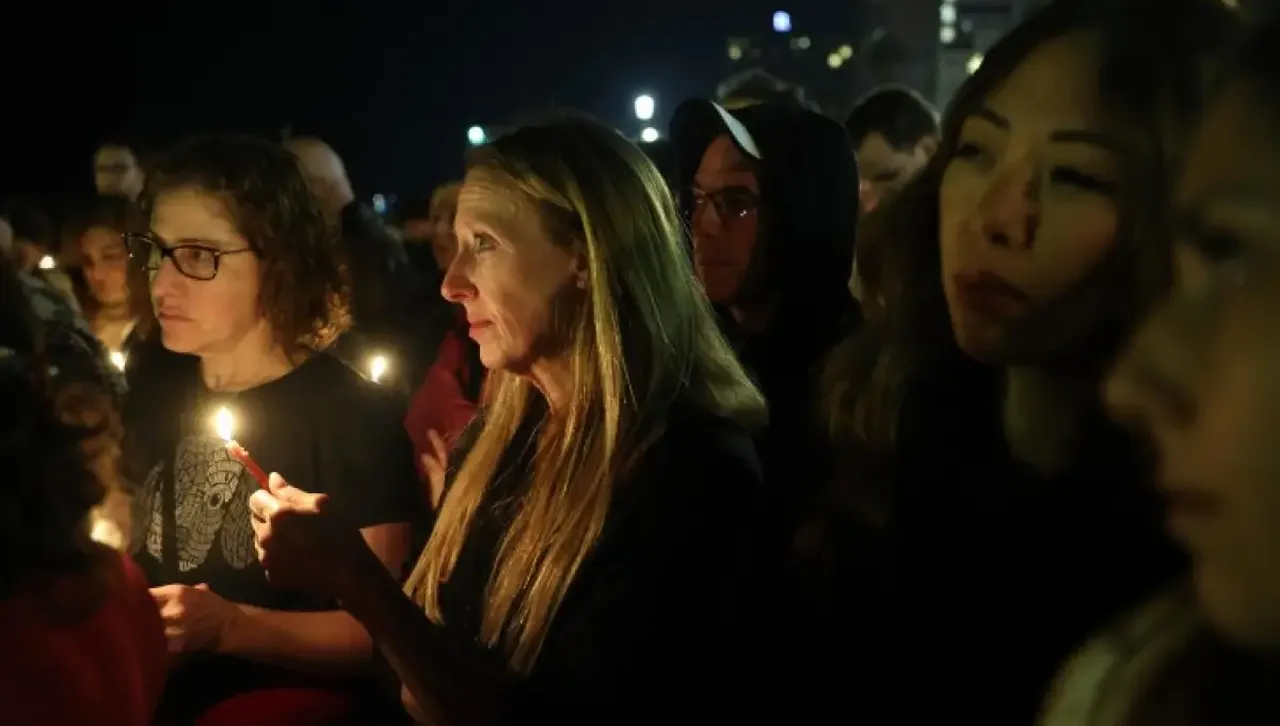 По рано съобщиха че австралийската полиция в понеделник е преместила