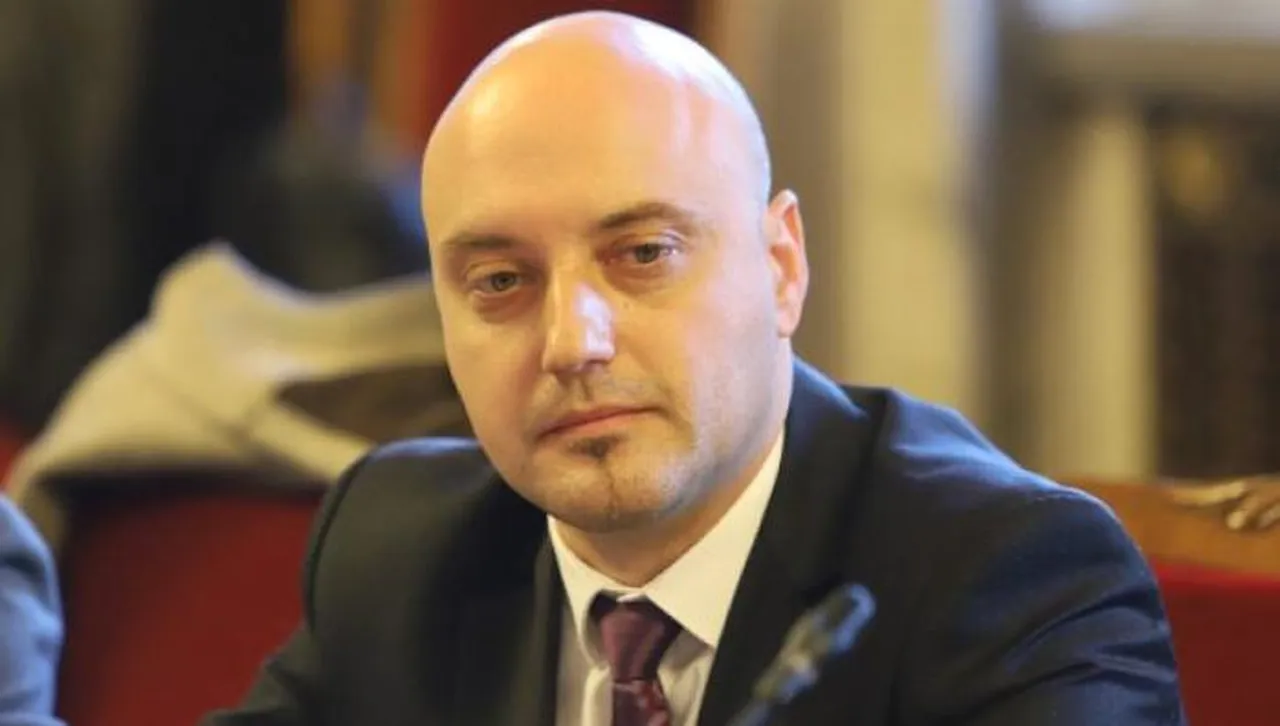 Атанас Славов: Закриването на КПК в рамките на два дни не е работеща опция