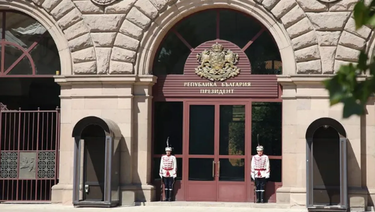 ПД-ДБ и Форум за демократично действие се споразумяха за обща кандидатура за президентския вот