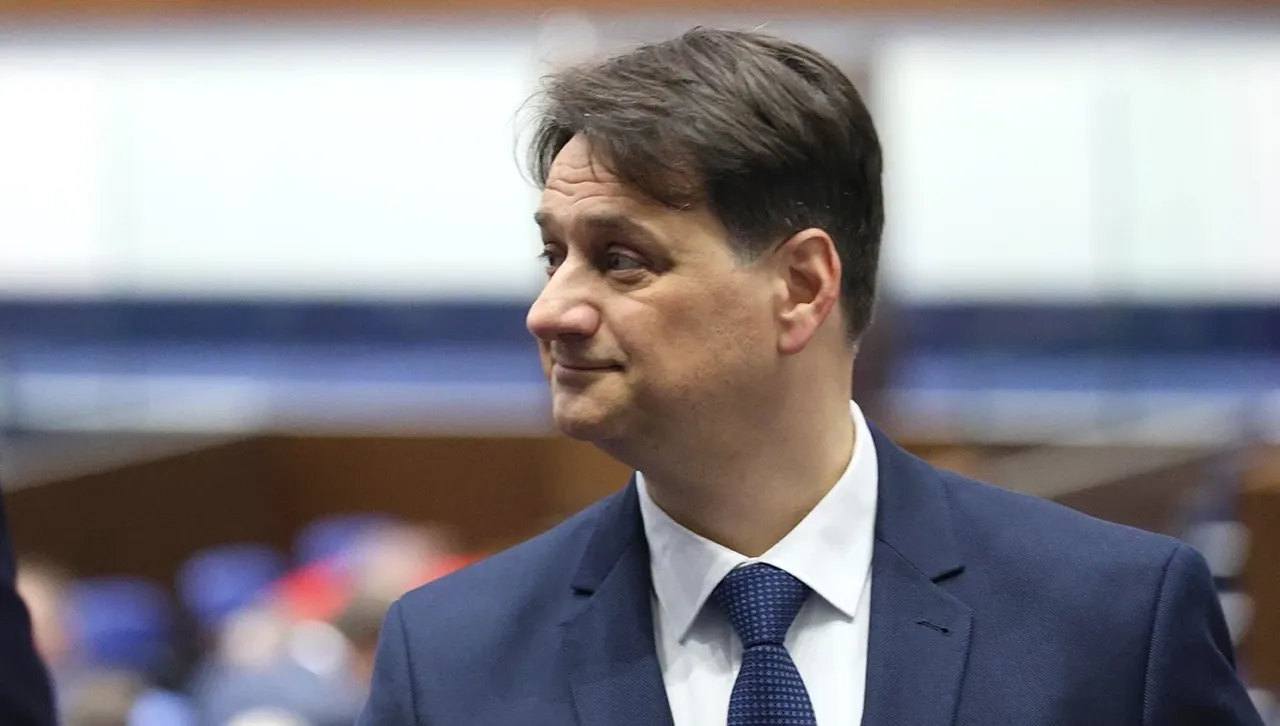 ПП поискаха оставката на министъра на културата, поставял в риск културното ни наследство