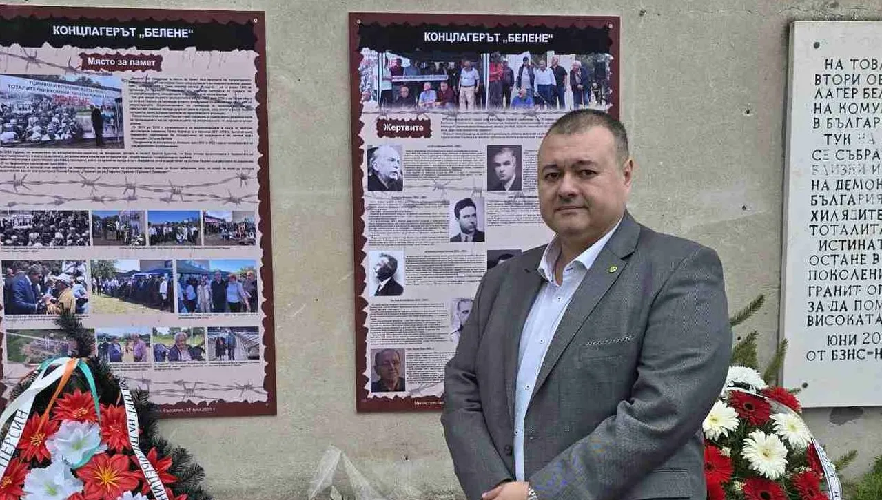 Свилен Трифонов: Ще сезираме ЕС, че пари по тяхна програма се харчат за идеологически обект на комунизма