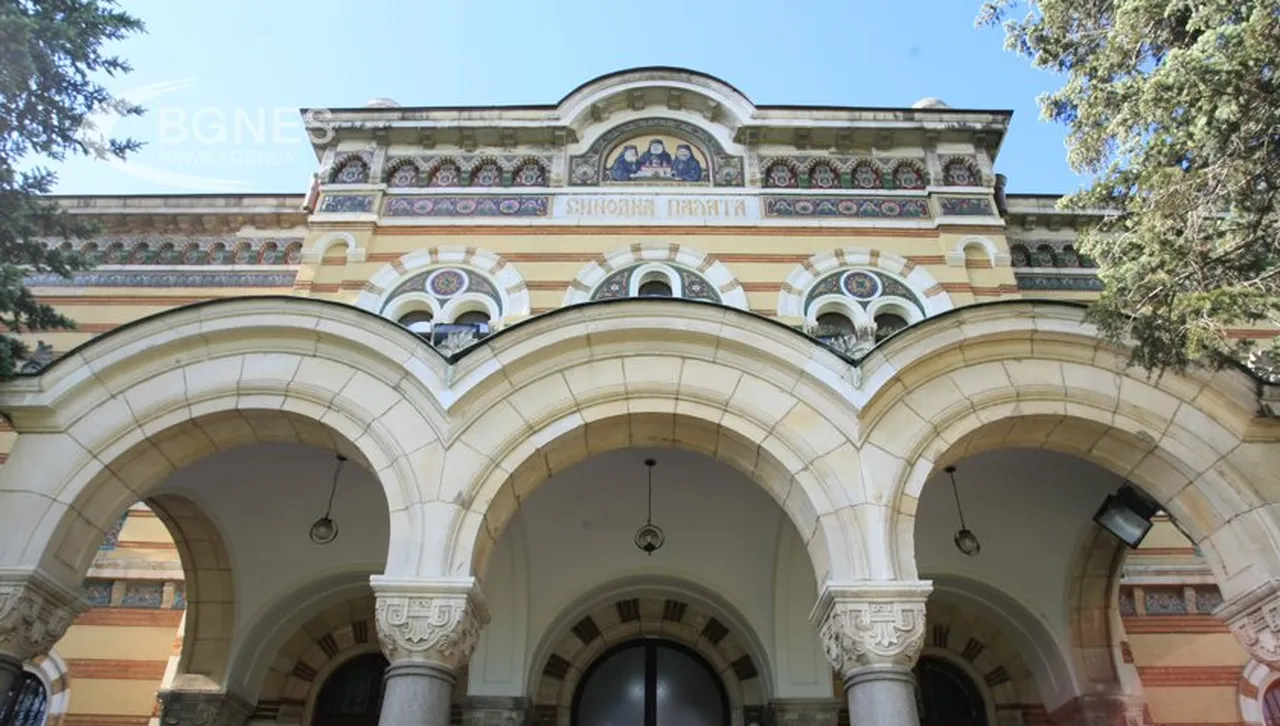 Светият Синод подкрепя напълно  действията на Българския патриарх за писмото до Гундяев