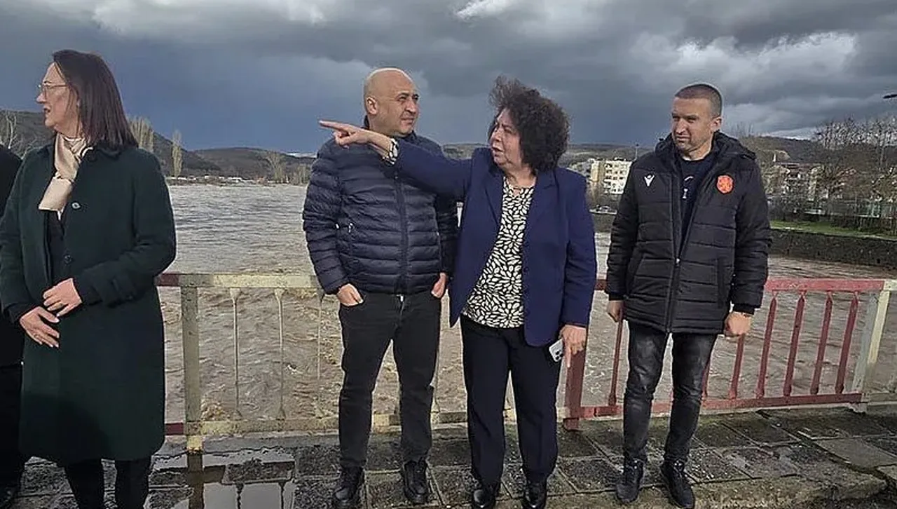 ДПС-Ново начало се ангажира с бедствието в Крумовградско