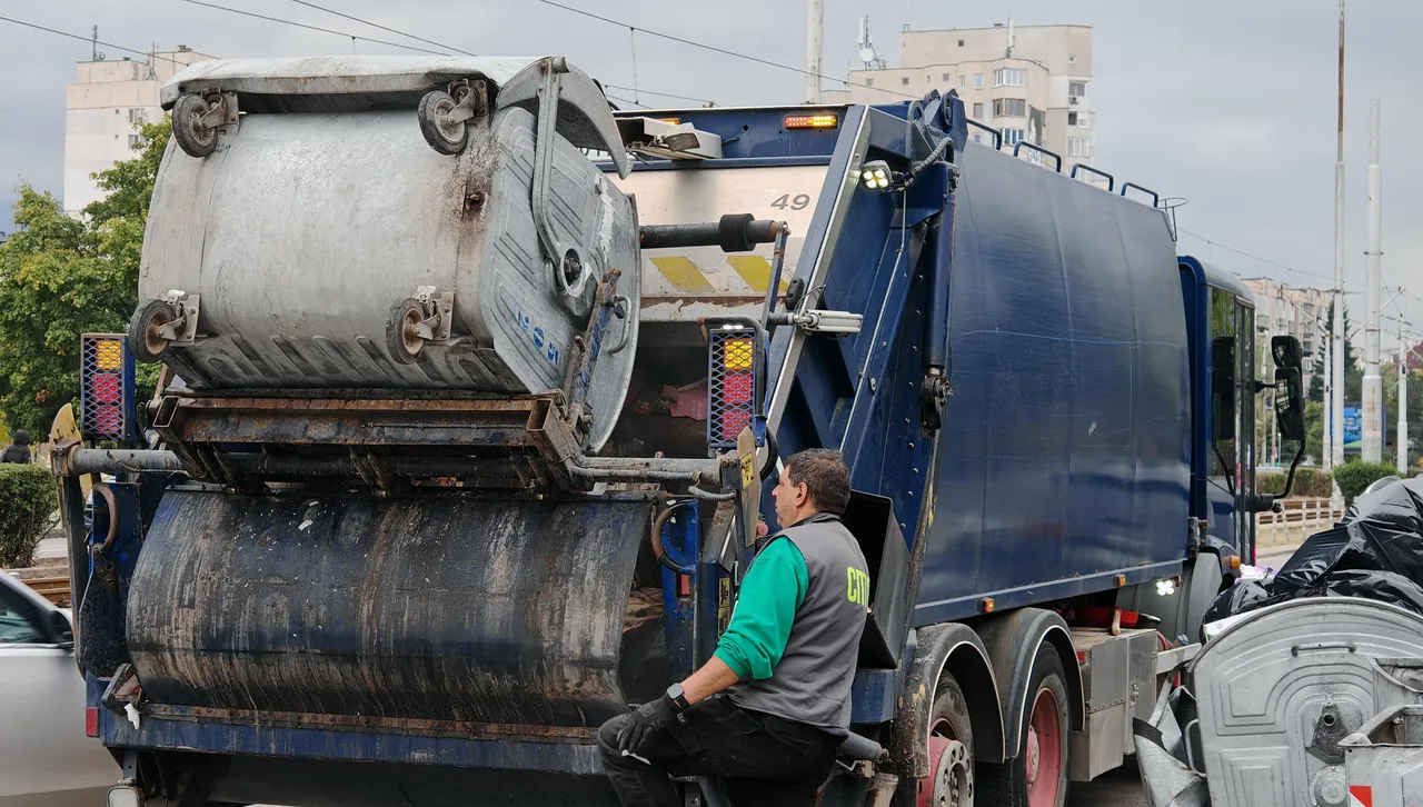 Столичната община прекратява поръчката за чистотата на 6 района