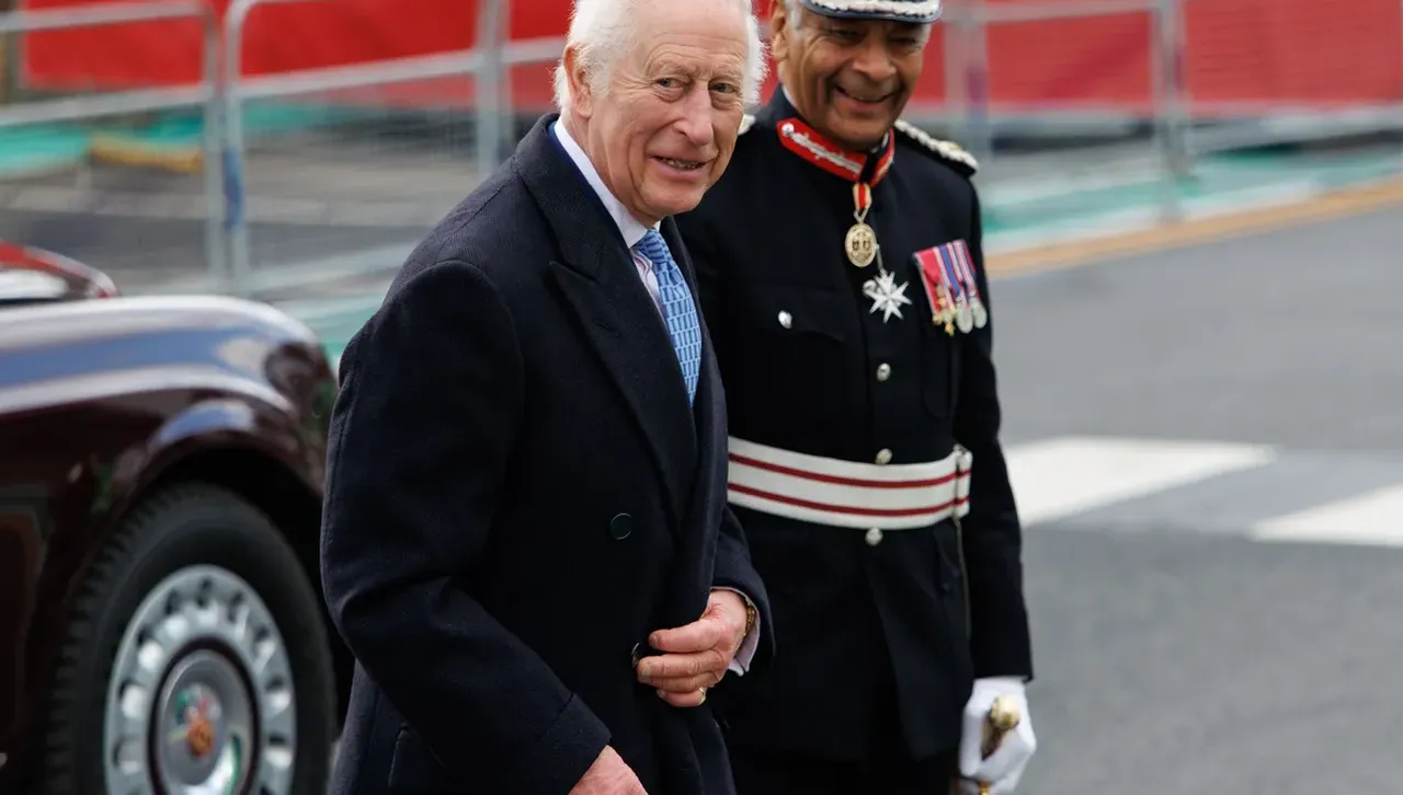 Предстои историческа среща на Чарлз III и Тръмп -  скритите интереси и зависимости