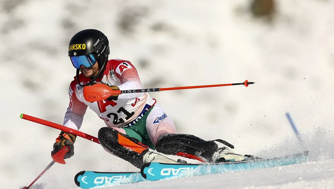 Алберт Попов си осигури втори манш в слалома само на 92 стотни след Кристоферсен