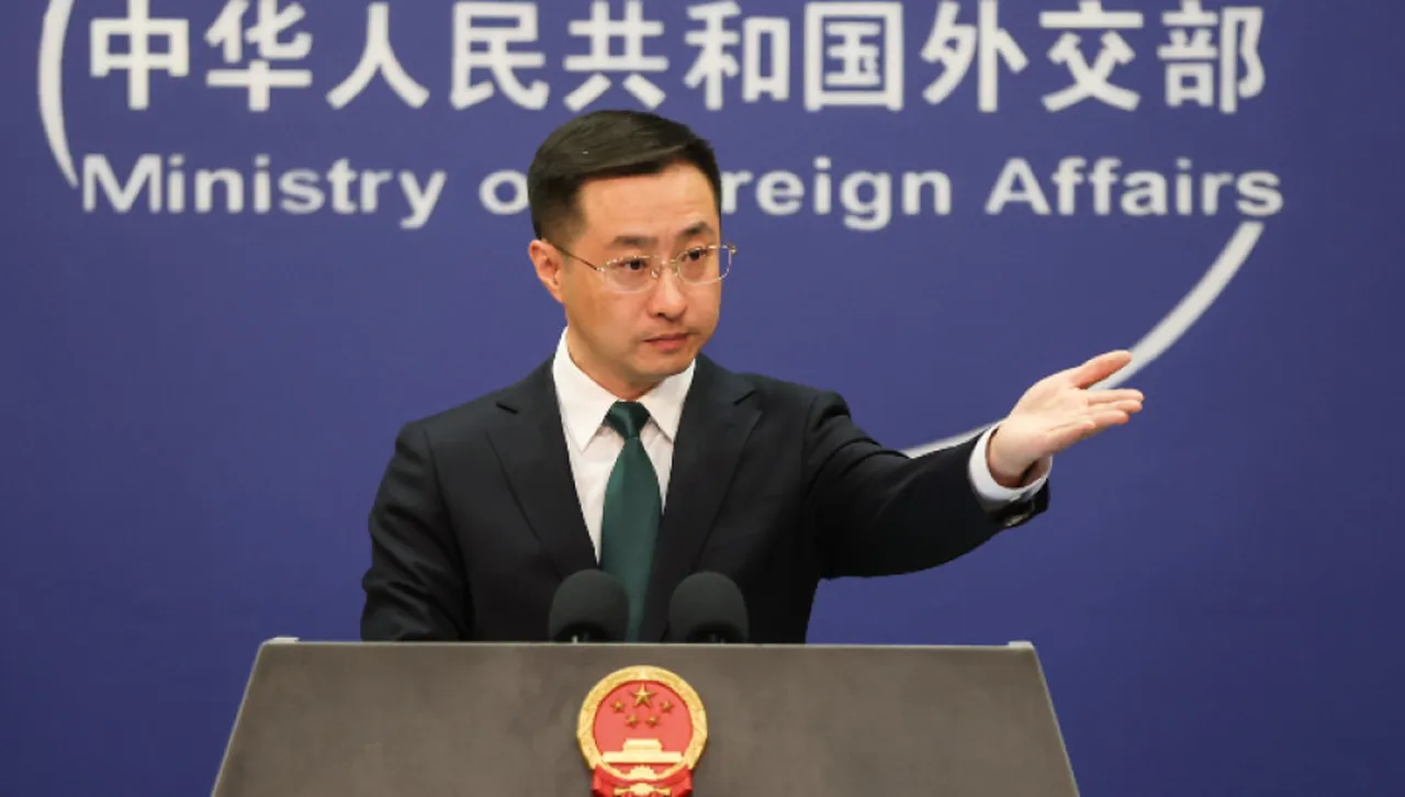 Пекин нарече "безотговорни забележки" разкритията на Украйна, че китайци воюват за Русия