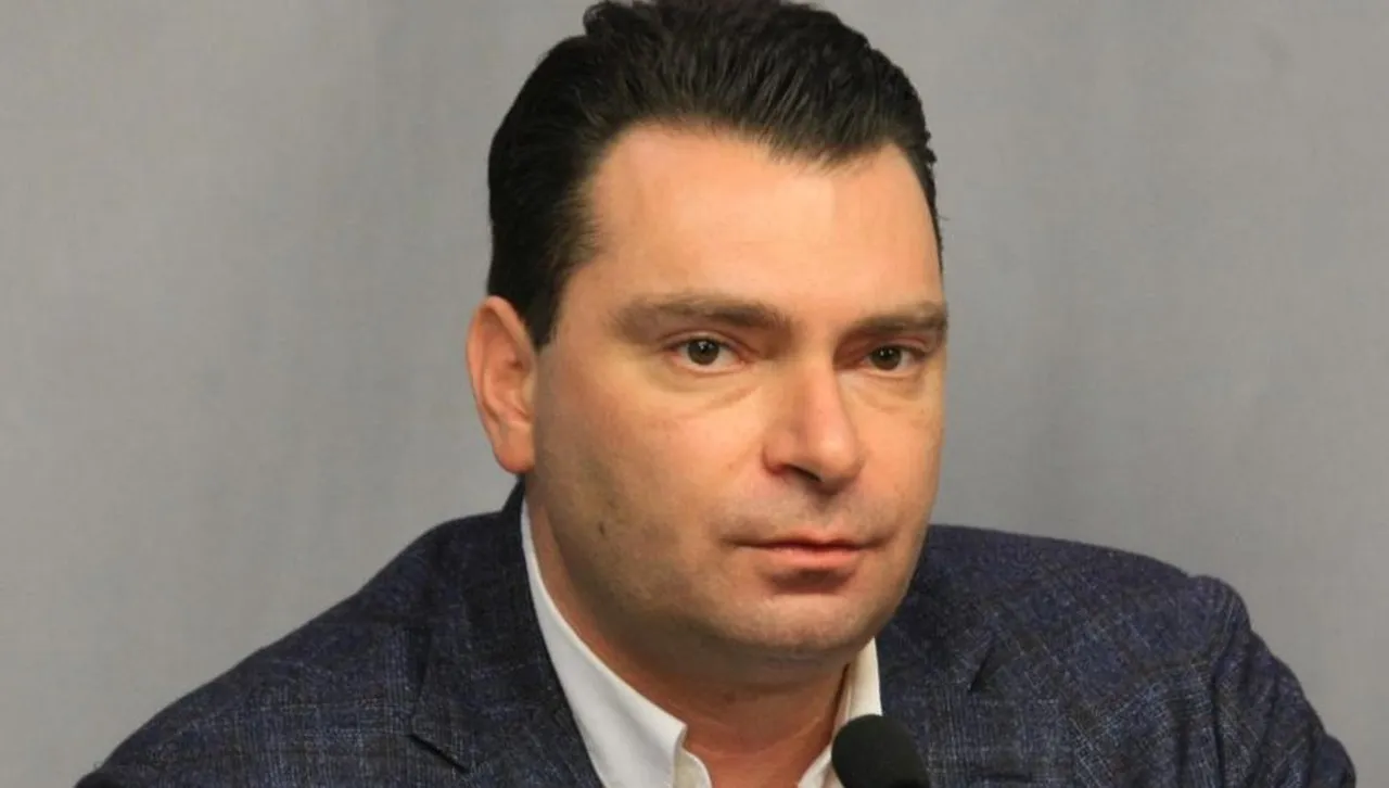 Калоян Паргов: В момента ДСБ в лицето на Атанас Атанасов и Делян Пеевски са на едно мнение