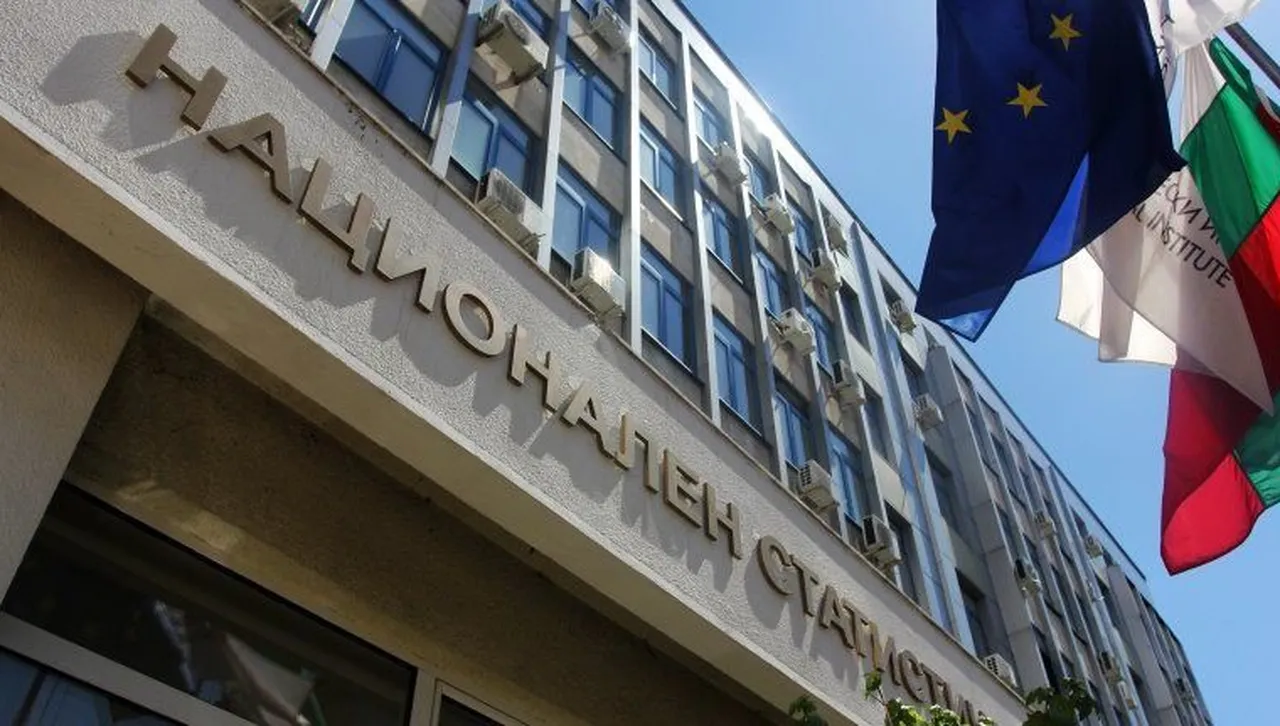 НСИ с актуални данни за търговският оборот на страната за 2025 