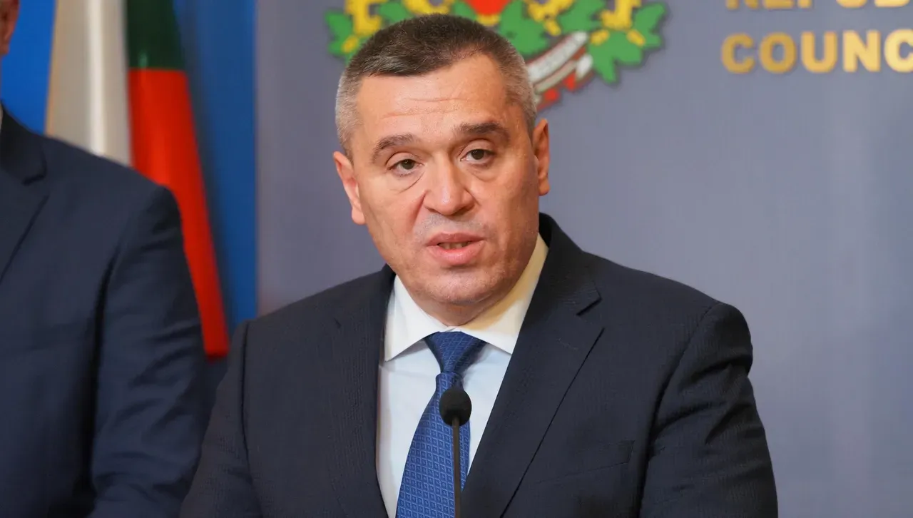 Тахов: Само земеделието изпълнява на макс Плана за възстановяване и устойчивост