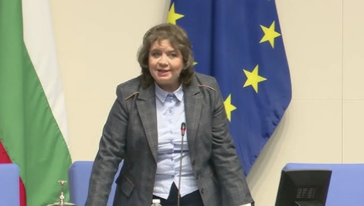 НС пред решаващ ход: Ще насрочи ли Киселова разглеждане и гласуване на референдума?