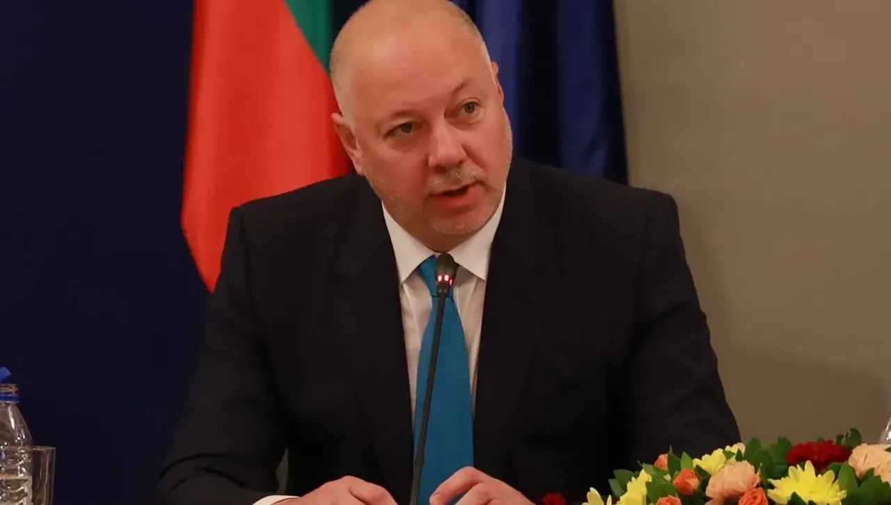 Желязков: ЕС ще се придържа към компромиса от 2022 г. за промени в конституцията на РС Македония