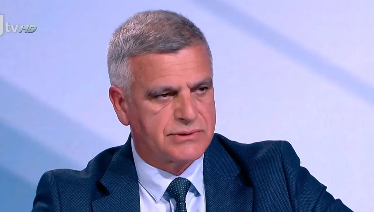 Стефан Янев яростно брани Кремъл: Правят се внушения, че Москва се готви да нападне определени държави