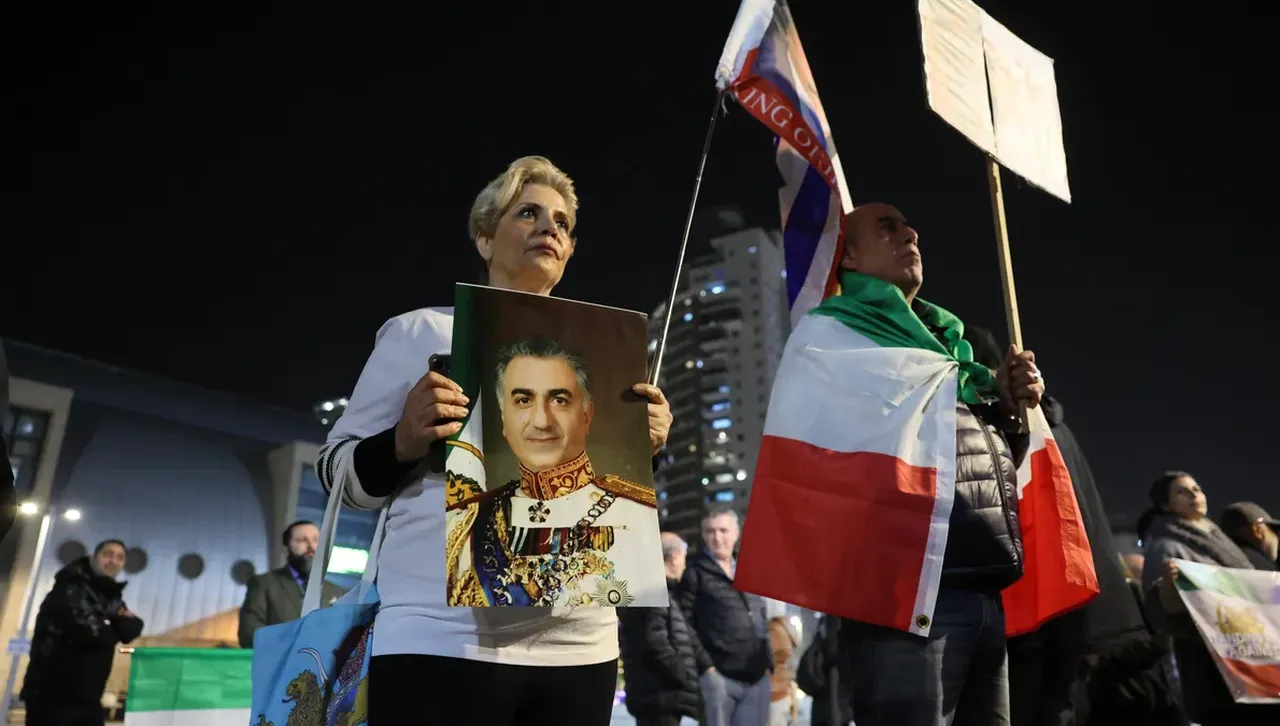 Протестите започнаха в края на декември заради икономически недоволства но