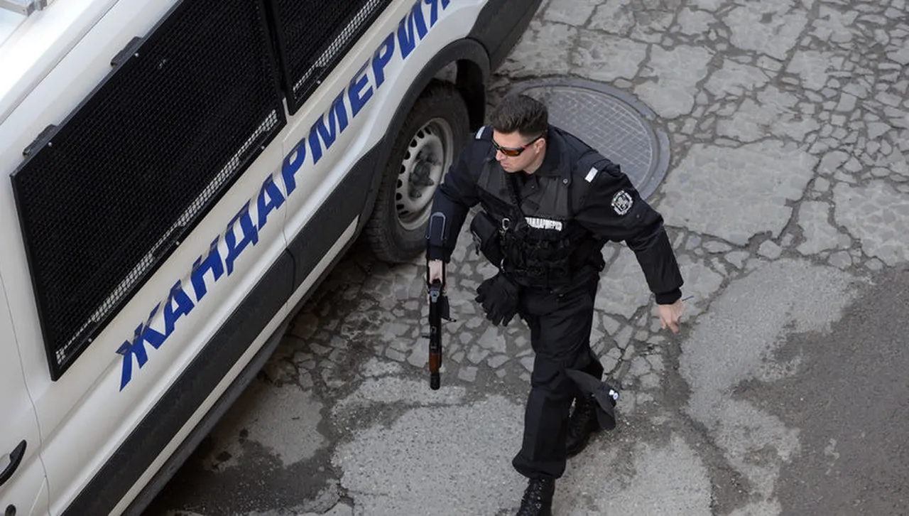 Жандармерия край френското посолство - заради сигнал за бомба