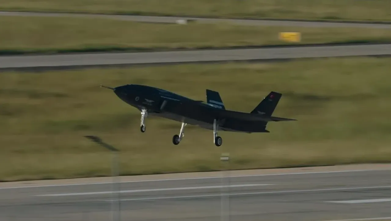 В Турция тестваха реактивния дрон Bayraktar Kızılelma с украински двигател 