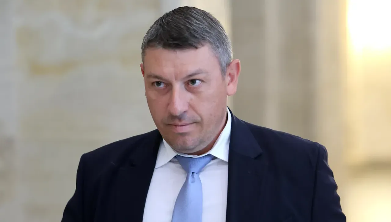 Отново Деньо Денев е фаворит за шеф на ДАНС