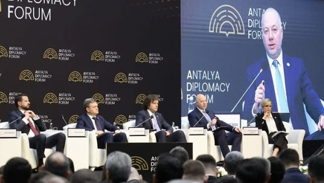 Желязков: България да създаде многонационален морски координационен център за безопасност в Черно море