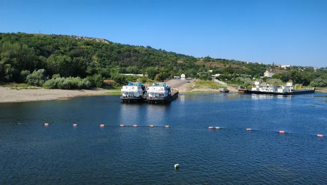 Водите на Дунава пак спаднаха, корабоплаването е ограничено