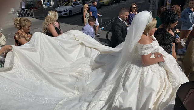 Двама младоженци пристигнали на сватба за една и съща булка 