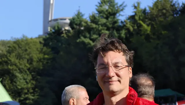 Кой да обясни на другаря Зарков, че в България фашизмът идва след 9-ти септември 1944, няма и капитализъм, а олигархизъм 