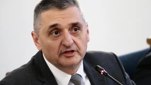 Кирил Добрев за казуса "Петрохан": Това секта, предвождана от педофил, финансирана от деятели на ПП-ДБ