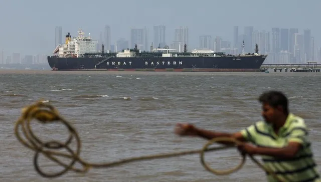 Цените на горивата рязко паднаха след обявяването на примирие между Иран и САЩ