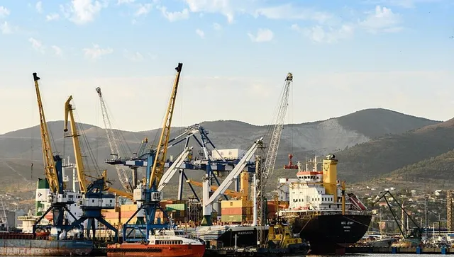 Украинските дронове практически напълно парализираха износа на руско зърно