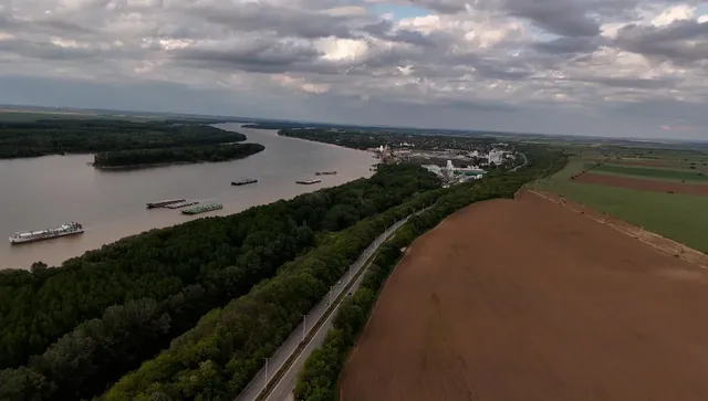 Дунав продължава да е с малко вода, нивото при Русе е крайно ниско