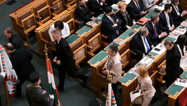 Унгарското НС спря започнатото от Орбан оттегляне от Международния наказателен съд
