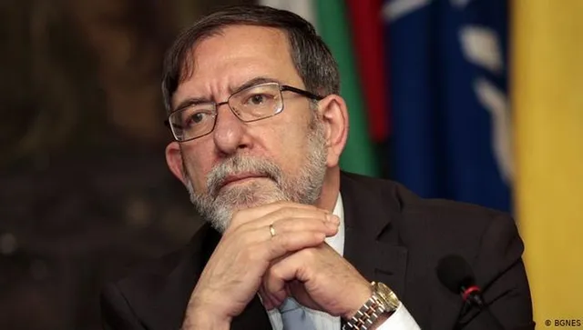 Преди 34 години България първа призна Македония, но Скопие не помни...